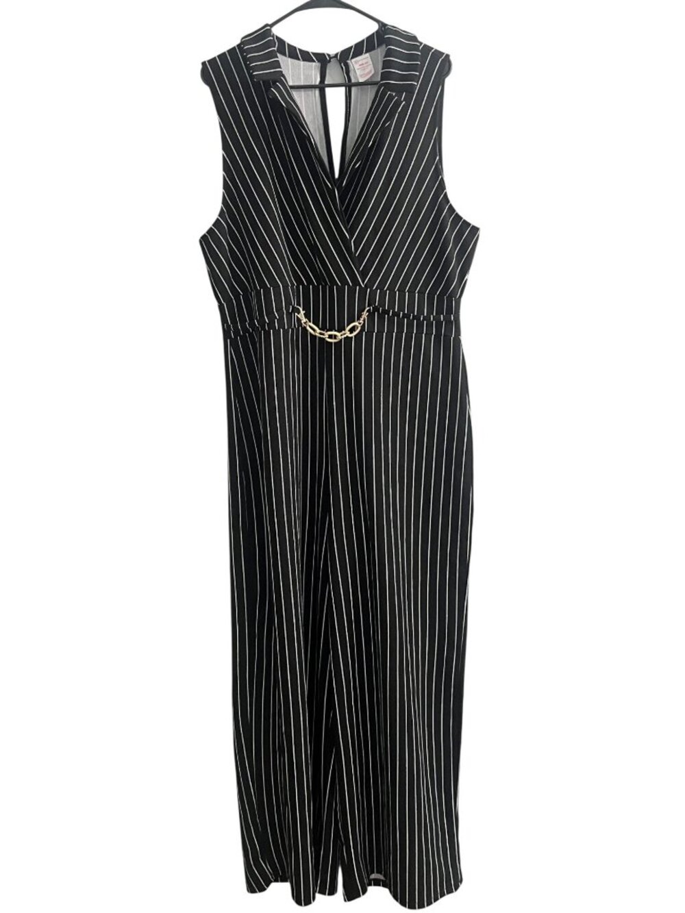 Sharp & Contemporary Black/White PinStriped Sleeveless Jumpsuit Womens XXXL NOBO